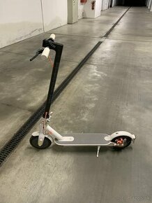 Elektrická kolobežka Xiaomi Mi electric scooter 3