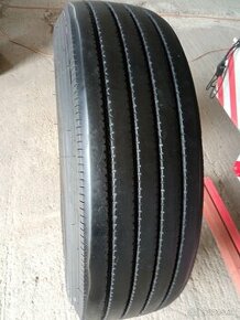 Pneu 315/70 R22,5