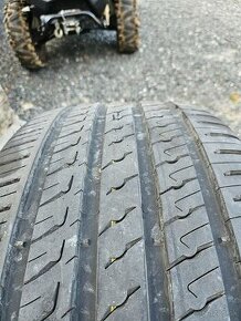 255/40 r19 nové