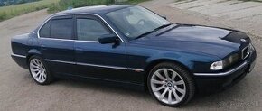 BMW E38 730i S V8