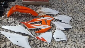 KTM plasty 150eur/sada