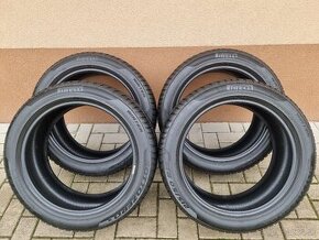 pneu 18" 215/50R18 PIRELLI zimné 5,5mm DOT2019