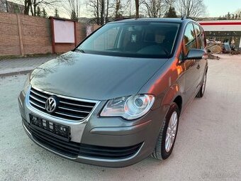 Volkswagen Touran 1.9 TDI 77KW