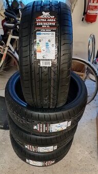 225/35 R19 letné DOT 2024 Arivo - 1