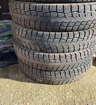 195/70 r15 c