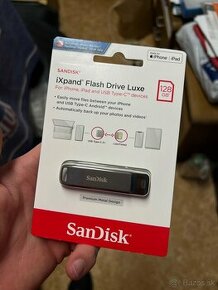 PREDANE, nerozbalený USB SanDisk iXpand Lightning