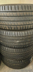 Pneu Michelin Latitude Sport 3 235/55 R19 101 W Letné - 1