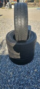 Predám 4ks celoročné pneu.225/70R15c Continental - 1