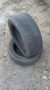 215/55r16 93 V  Michelin  zimne - 1