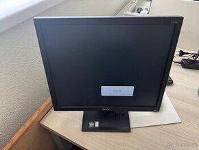 Monitor k PC