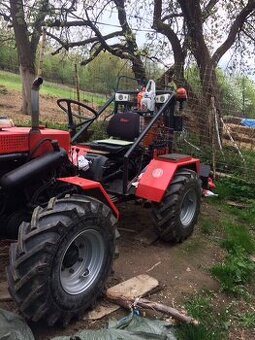 Predáme Malotraktor 4x4 Tatra 805 kačenka.)