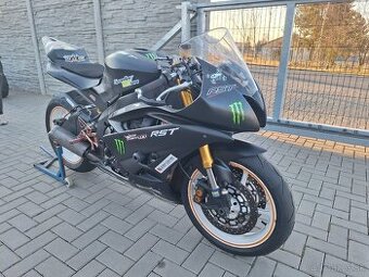 Yamaha yzf R6