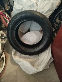 pneumatiky 215/65/R17