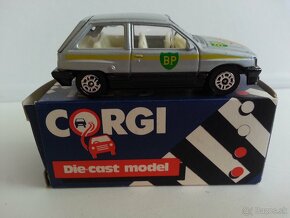 CORGI -VAUXHALL NOVA- British Petroleum -POZRI DETAILNÉ FOTO