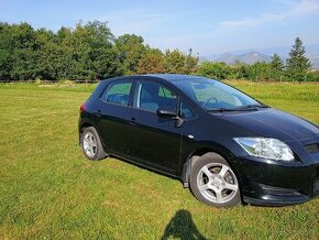 Toyota Auris 1.3 74kw