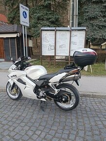 Honda vfr 800 35kw v tp. Znížená cena do 30.10.