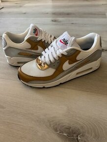 Tenisky NIKE velkost 38