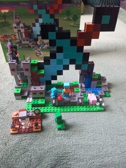 Lego Minecraft 21244