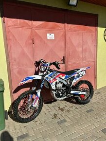 YAMAHA YZF 450