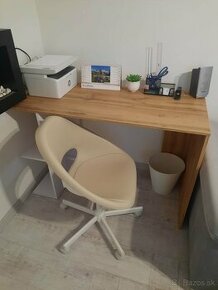 Kancelársky/písací stôl so stoličkou Ikea