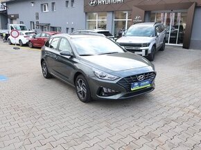 Hyundai i30 WG 1.5i 1MAJITEL MÁLO NAJETO ZÁRUKA TAŽNÉ