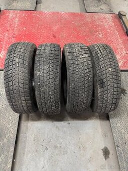 215/70R15 98T Nexen Winguard SUV - 1