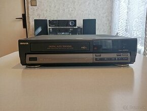 videorekordér AIWA HV-DK925