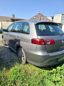 Predám alebo rozpredám fiat croma rok 2010 - 1