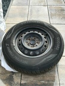 Sada zimnych pneu 215/70 r16 s diskami, roztec 5x114,3 - 1