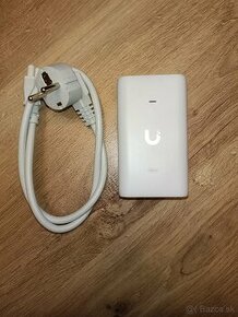 Ubiquiti 48v 60w POE adaptér