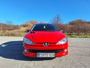 Peugeot 206, 1.4 benzín r.v. 2006