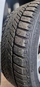 Pneu 225/45R17 94V