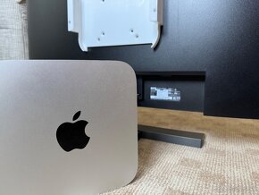 Mac mini M1 16 GB RAM, 2 TB SSD + monitor BenQ 32”