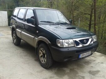 NISSAN TERRANO II