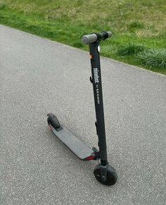 Elektrická kolobežka Segway s plne funkčnou batériou