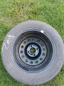 zimne gumy Nokian na plechovych diskoch  195/60 R15 88T - 1