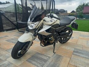 Yamaha xj6