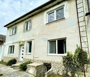 REMAX ponúka na predaj  5 izb. RD s pozemkom, cez ktorý teči - 1