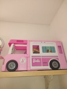 Barbie karavan