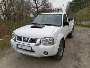 Nissan Navara 2,5 TDi 4x4