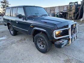 Toyota Land Cruiser HJ61