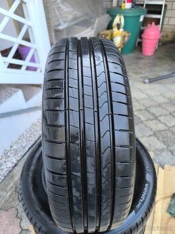 195/60 r16