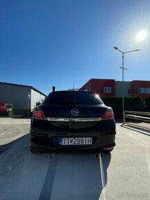 OPEL ASTRA H GTC 1.8 103kw - 1