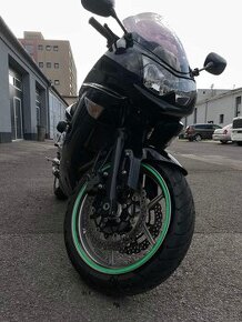 Kawasaki er 6f