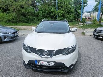 Nissan Qashqai 1.5 dci Tekna full optional.