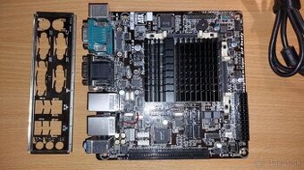 Gigabyte GA-N3150N-D3V + 4GB DDR3 RAM