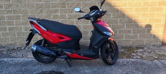 Skuter Kymco Agility 16plus 125 + integr. prilba zdarma