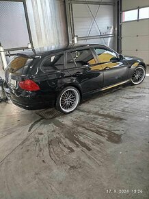 BMW e91 318d 2009 100kw