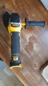 Dewalt - 1