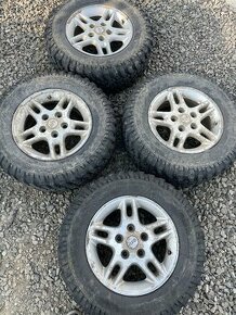 235/70 r16 - 1